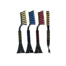 BLACK&BLUE ВВ1001 Щетка для снега cо скребком поролоновая ручка, цветная (48см) 44382 BLACK&BLUE ВВ1001 Щетка для снега cо скребком поролоновая ручка, цветная (48см) 44382